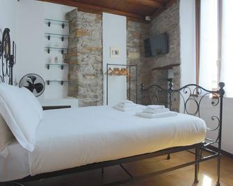 Italianway - Piazza Campidoglio 5 - Lenno - Bedroom