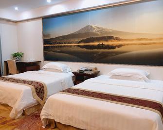 Silverseas Hotel - Foshan - Bedroom