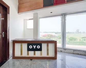 Hotel O Highway Kitchen - Rudrapur - Front desk