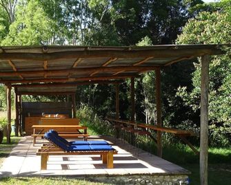 Gypsy Wagon Glamping Port Douglas Hinterland - Port Douglas - Innenhof