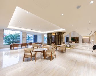 Hanting Hotel Rizhao Railway Station - Rizhao - Lobby