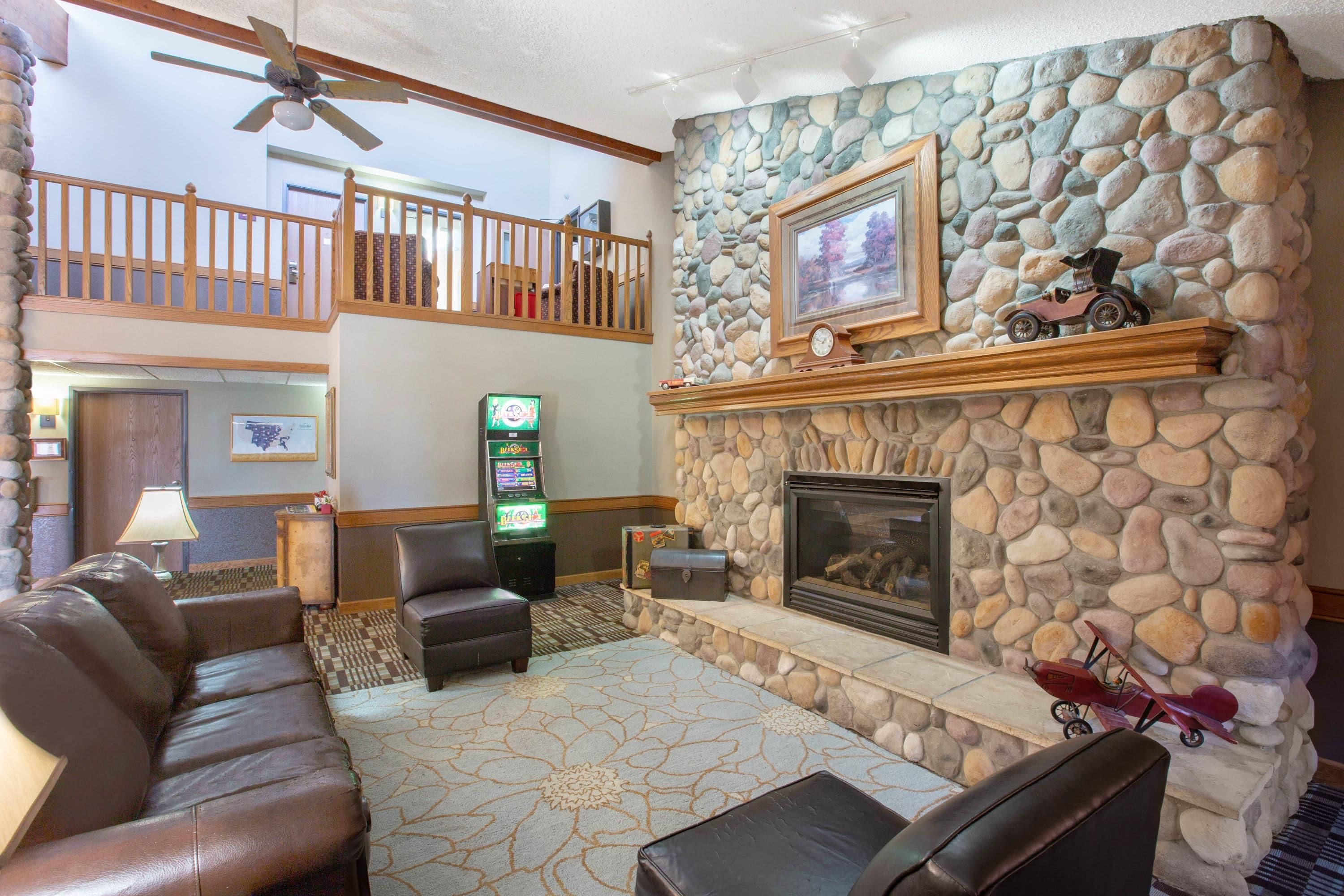 AmericInn by Wyndham Lincoln North - לינקולן - טרקלין