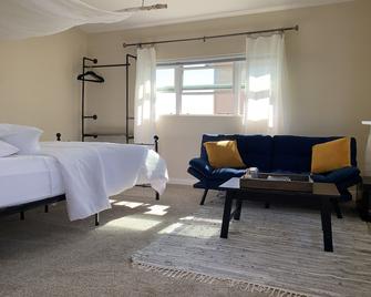Mission Hills-Entire Guest House-Center of it all - San Diego - Quarto