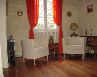 La Maison des Aurélines - Puisseguin - Living room