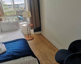 Perfect apartment - close to the train station - Cork - Bedroom