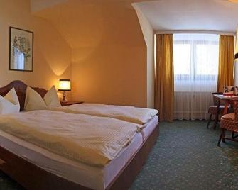 Hotel Mooserkreuz - Sankt Anton am Arlberg - Bedroom