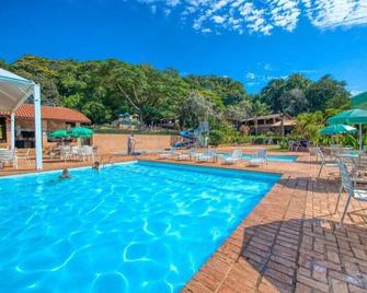 Hotel Colonial Iguaçu - Foz do Iguaçu - Bể bơi