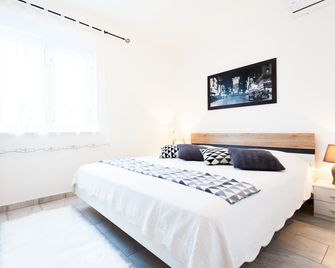 Guest House Mara - Vela Luka - Yatak Odası