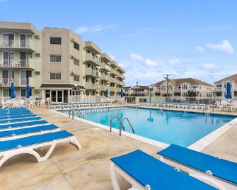 225 E Wildwood Ave, Unit 321 - Wildwood - Pool