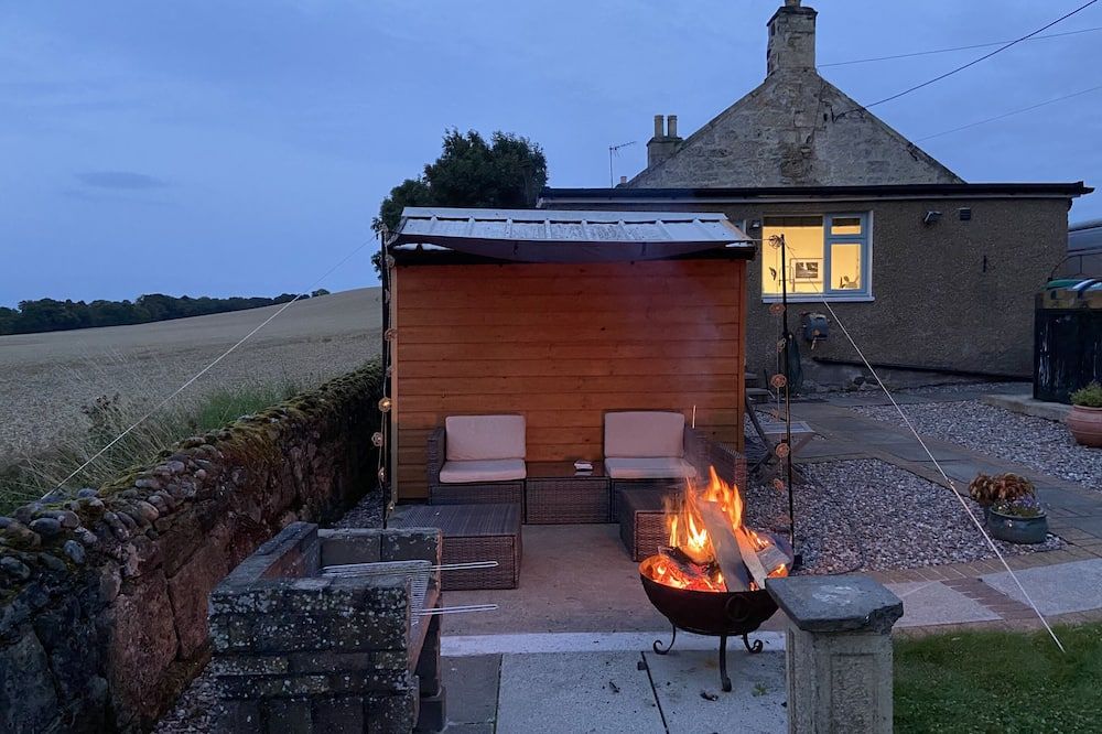 Inveravon - Falkirk - Patio