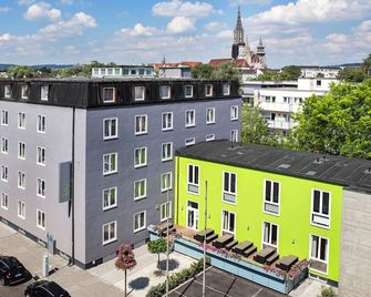 Riku Hotel Neu-ulm - Neu-Ulm - Gebäude