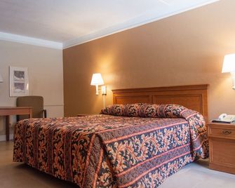 America's Inn Houston - Houston - Bedroom