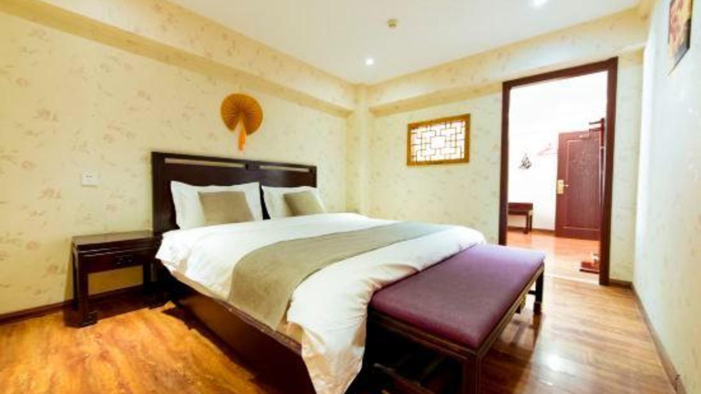 Yijia Inn