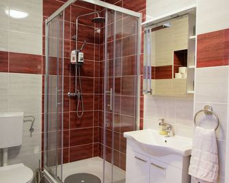 Little Vienna Gold Apartment - Varaždin - Bad