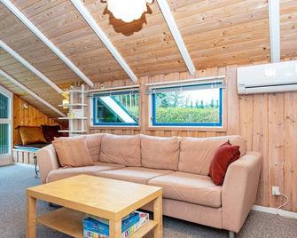 Holiday Home Fårvang XIX - Fårvang - Sala de estar