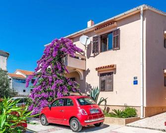 Apartment Nena - Novalja - Rakennus
