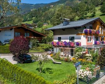 Schwaiger Appartements - Zell am See - Building