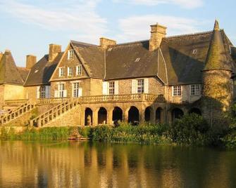 Le Logis d'Equilly - La Haye-Pesnel - Edificio