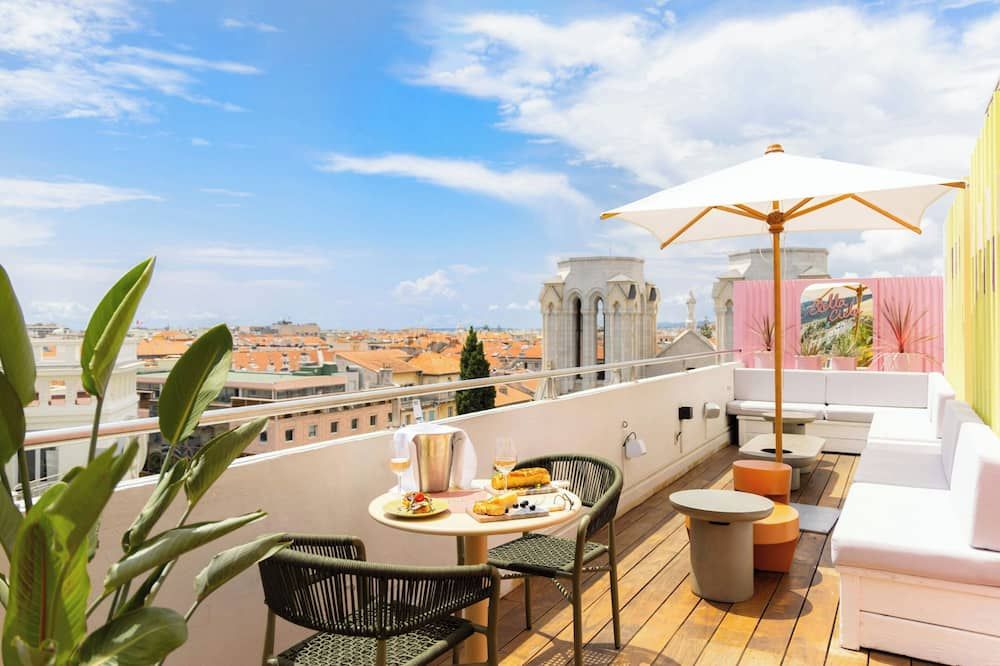 نيس سنتر هوتل