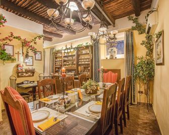 B&B L'Alloggio dei Vassalli - Napoli - Restaurant