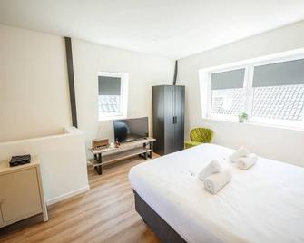 Deluxe 35m2 City Center Suite - with Views - Herzogenbusch - Schlafzimmer