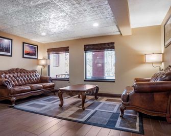 Best Western Apalach Inn - Apalachicola - Huiskamer