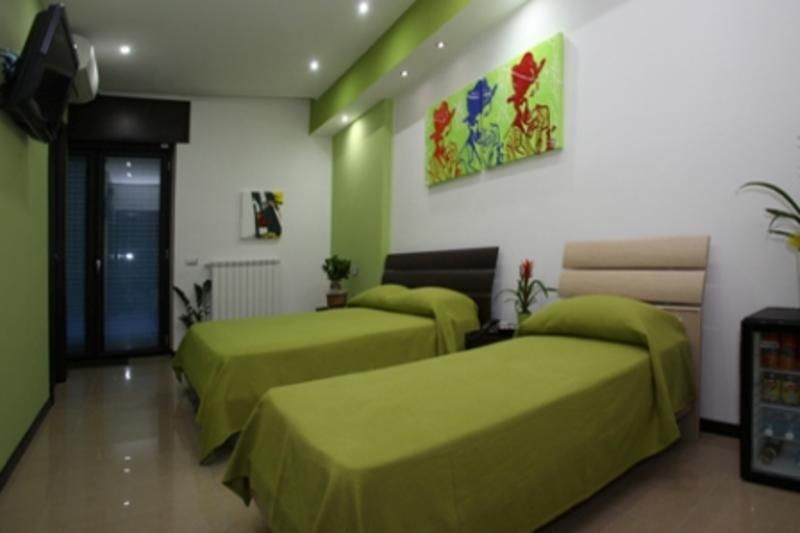 بيد آند بيرك فاست ستوديو 83