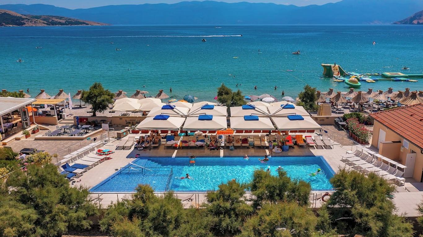 Hotel Dobrovit