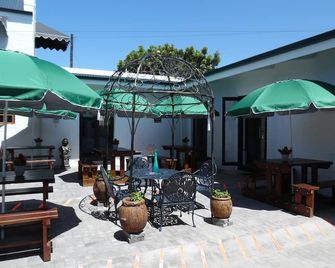 Myrtles Retreat - Still Bay - Patio