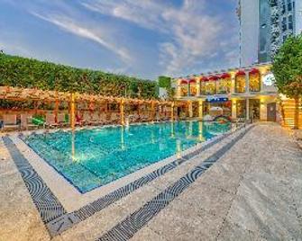 Club Big Blue Suite Hotel - Alanya - Pool