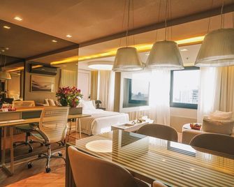 Arthotel Transamerica Collection - פורטו אלגרה - מסעדה