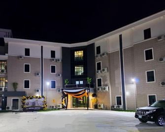 Movela Hotels - Warri - Building