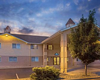 Days Inn by Wyndham Colorado Springs Airport - Κολοράντο Σπρινγκς - Κτίριο