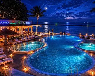 Combo Beach Hotel Samui - Ko Samui - Piscine