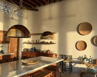 Beachfront Paradise in Troncones. - Troncones - Kitchen