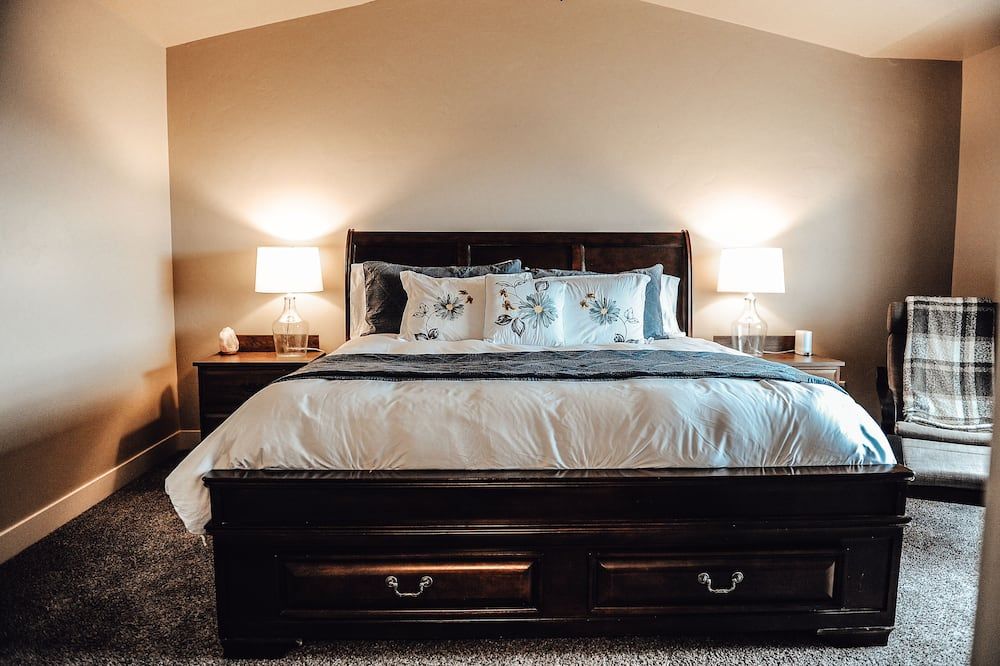 Charming Home North Logan 3bd/2.5ba Sleeps 6 - Logan - Habitación