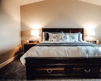 Charming Home North Logan 3bd/2.5ba Sleeps 6 - Logan - Habitación