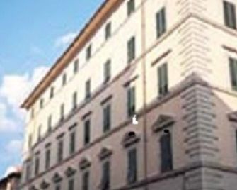 Soggiorno Michelangelo - Florence - Building