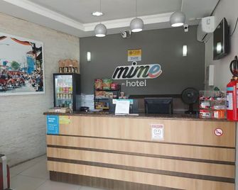 Mime Hotel - Blumenau - Front desk