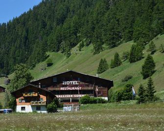 Hotel Restaurant Walliser Sonne - Goms - Будівля