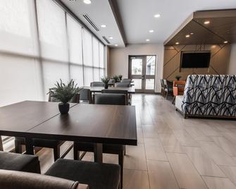 Holiday Inn Express Toronto-North York - Toronto - Restaurant