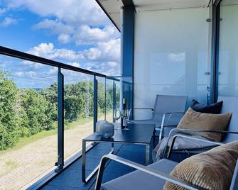 Ferienwohnung Purbaltic Im Haus Haus Zudar Prora - Prora - Balkon