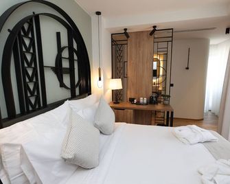 Zeus Essence Bucharest Opera - Bucharest - Bedroom