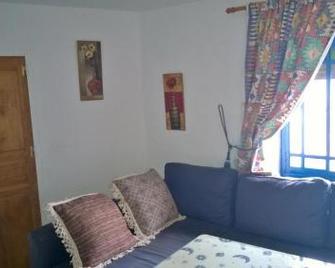 La Muralla - Yunquera - Sala de estar