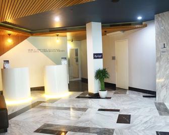 Kyriad Fatmawati Jakarta - Jakarta - Lễ tân