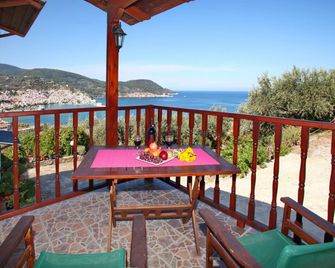 Irene's Paradise - Skopelos - Balkon