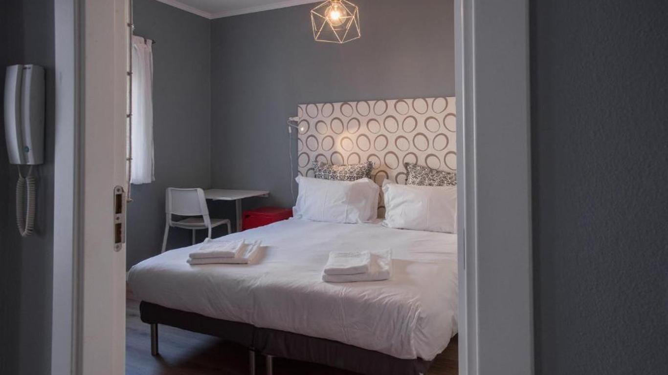 Lagos Uptown Bed & Breakfast