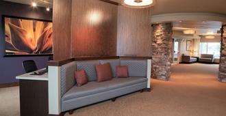 Ledgestone Hotel - Yakima - Lobby