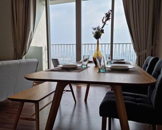 Una Residence by Maya - Kuala Lumpur - Phòng ăn