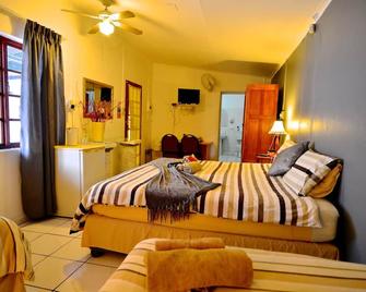Lalamo Guest House - Phalaborwa - Habitación